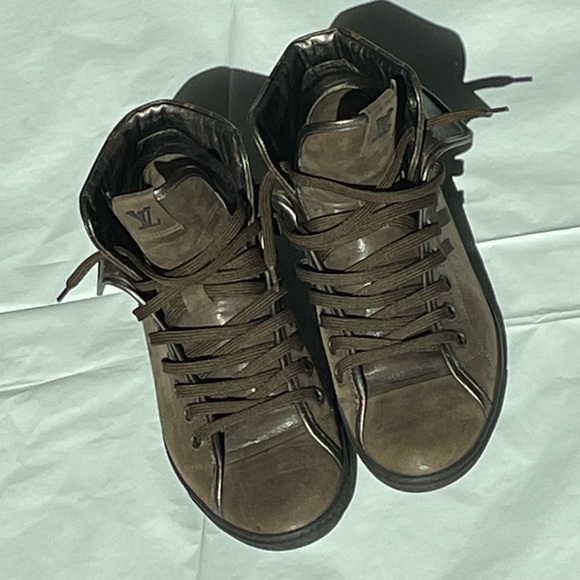 LOUIS VUITTON - FOLD OVER - Picture 5 of 14